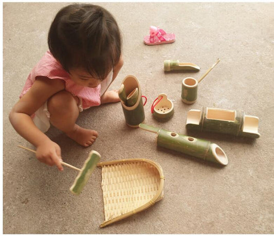 Natural bamboo sand and water toy set with 10 pieces