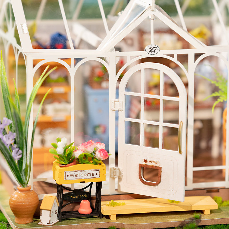 Rolife Mengyu Flower House – DIY Miniature Greenhouse with LED Lights